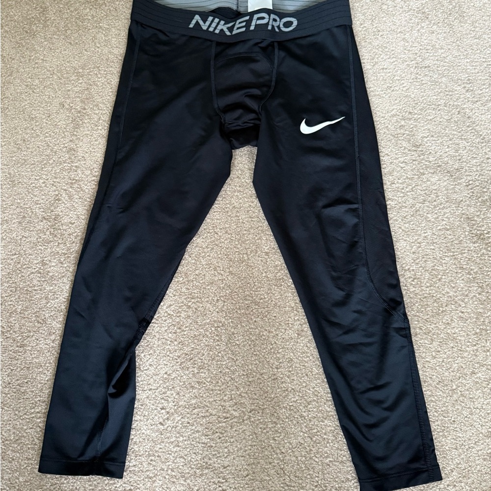 Nike Pro Black 3/4 Compression Tights